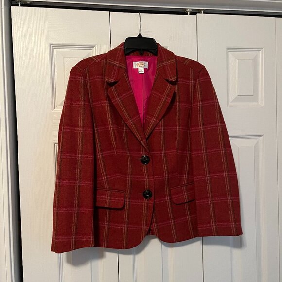 Blazer - Picture 1 of 4